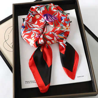 Foulard en Soie Rouge Floral