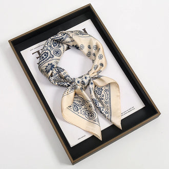 Foulard en Soie Ivoire Paisley