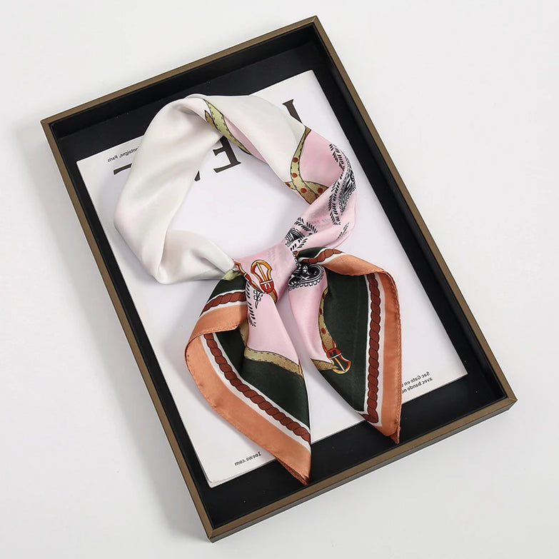 Foulard en Soie Rose et Blanc
