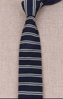 Cravate en Tricot Bleu Marine et Vert Rayée - Cravate Prestige