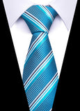 Cravate à Rayures Bleu Clair et Blanc à Motifs
